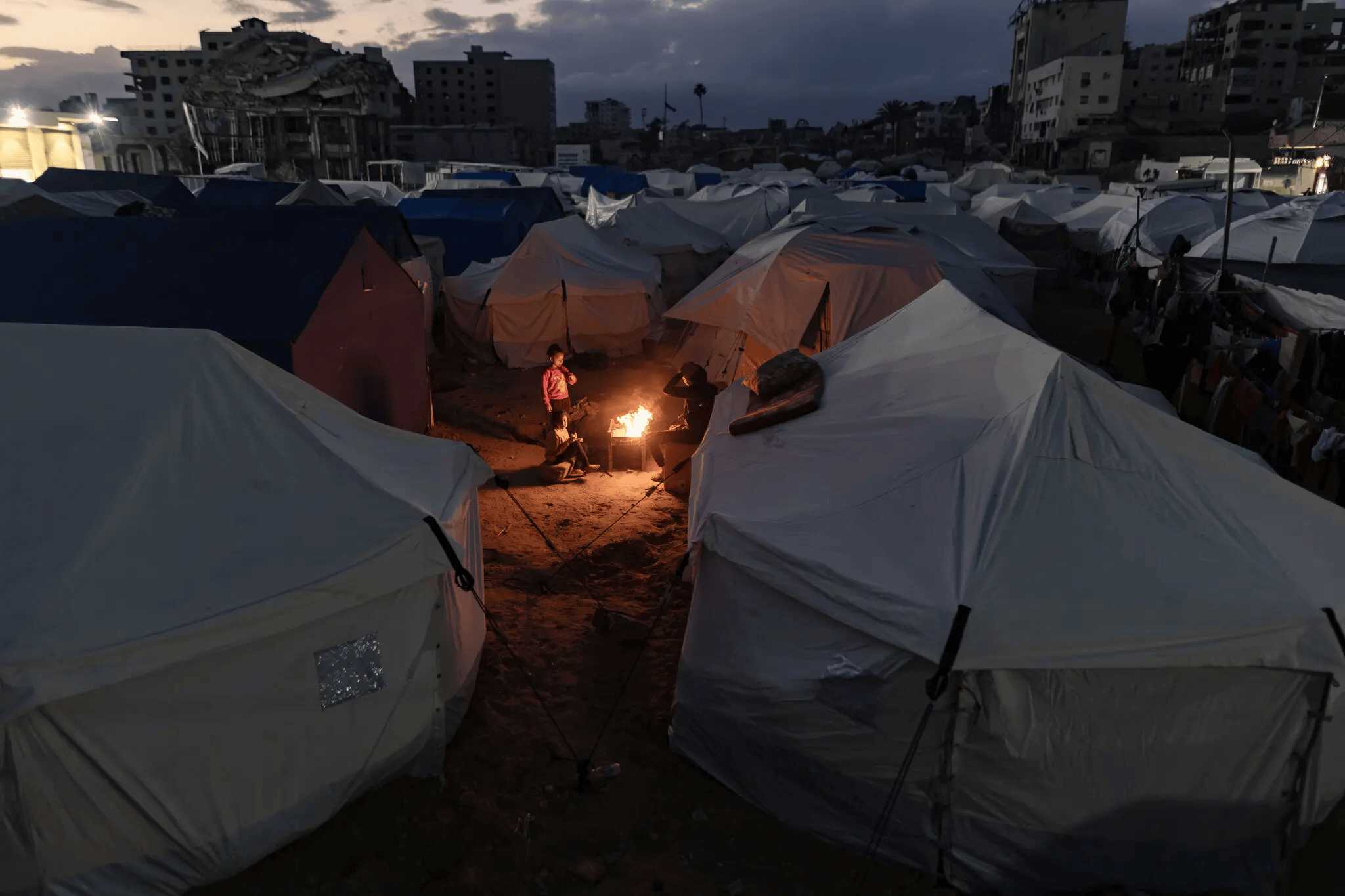 加沙战争两周年:分裂的以色列<strong></p>
<p>瑞波币行情</strong>,无力的巴勒斯坦