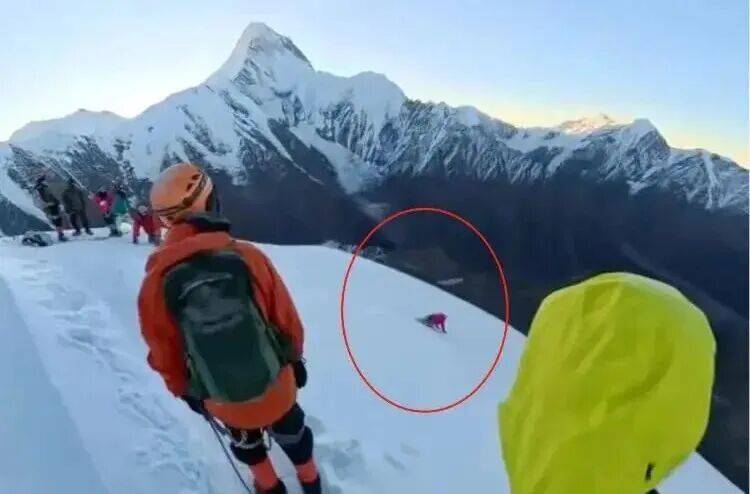 打卡拍照<strong></p>
<p>瑞波币行情</strong>,再美也不能用生命对焦