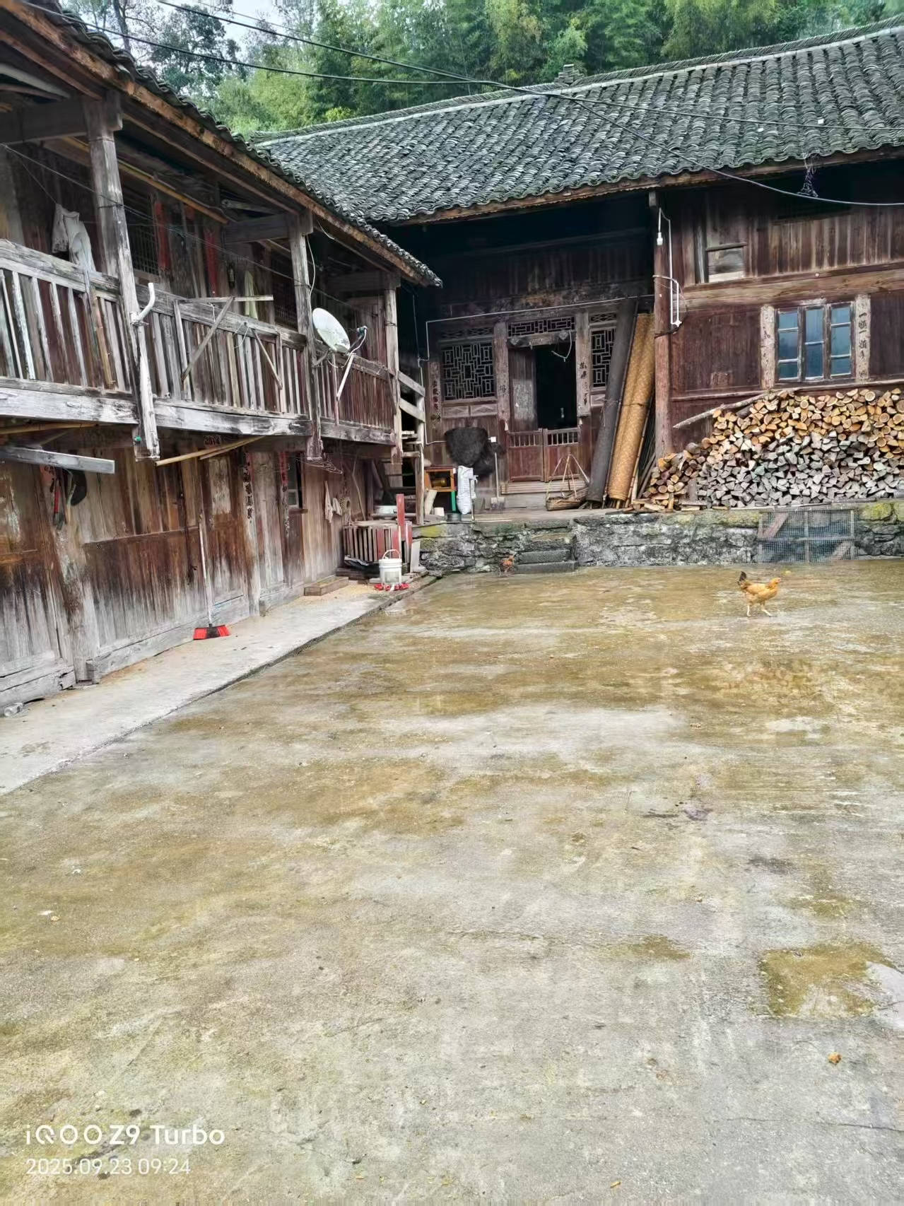 那个让老师骄傲的“调皮”班级!30年同学聚会<strong></p>
<p>DOT行情</strong>,还伴有一封来自贵州的感谢信