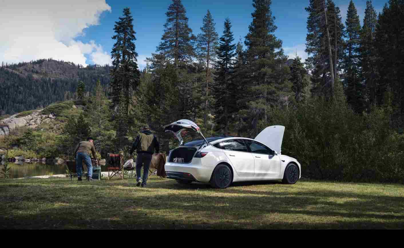 特斯拉“低价版”新车来了，它和其他品牌车型比怎么样？