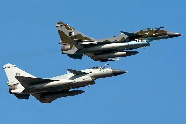 突然到来的惊喜<strong></p>
<p>币安币行情</strong>?孟加拉国表示要22亿美元购买20架歼-10CE?