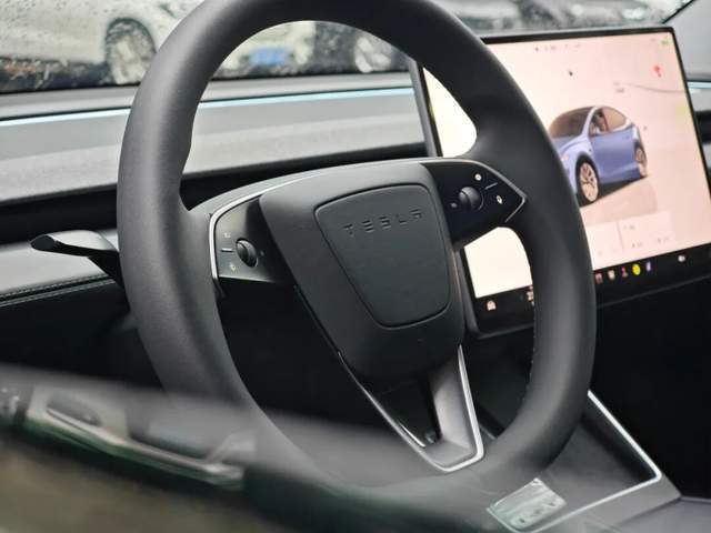 将特斯拉砍成“铁皮房”的<strong></p>
<p>币安币行情</strong>,是马斯克新的万亿对赌协议