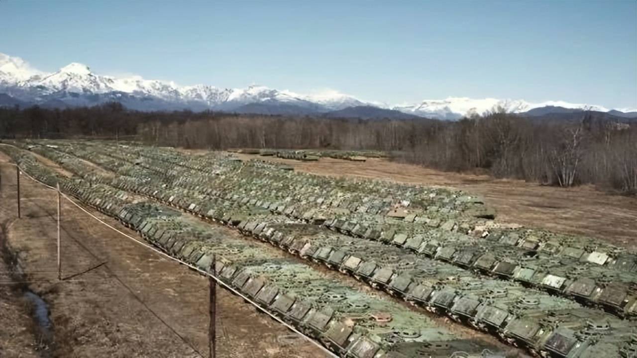 不再伪装<strong></p>
<p>BNB行情</strong>,意大利露出了真面目:北约准备参战,俄乌将迎来大结局