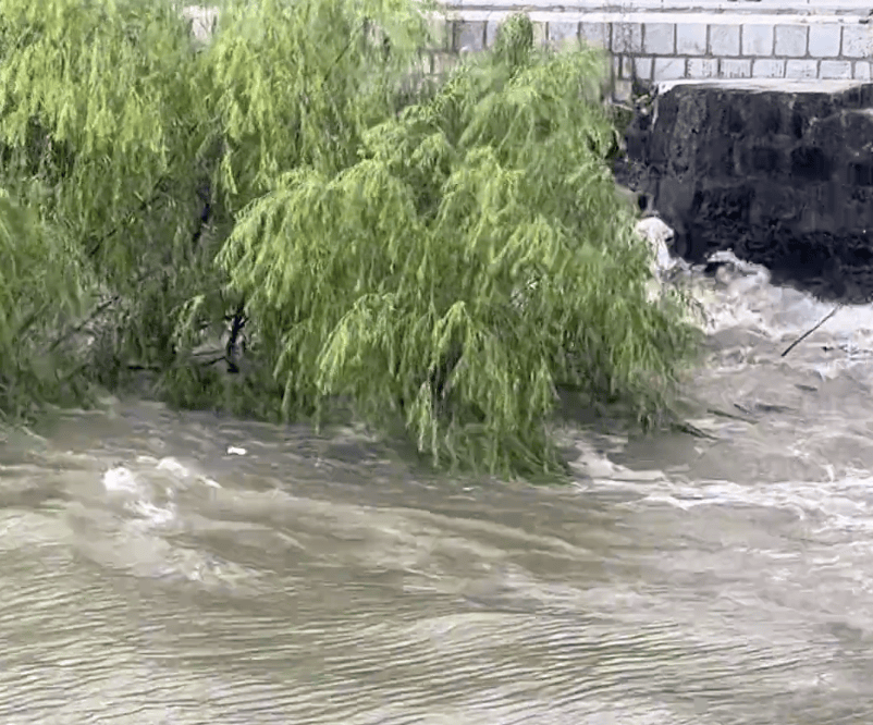 230斤重小伙酒后落水<strong></p>
<p>BNB行情</strong>,漂浮7小时终获救……