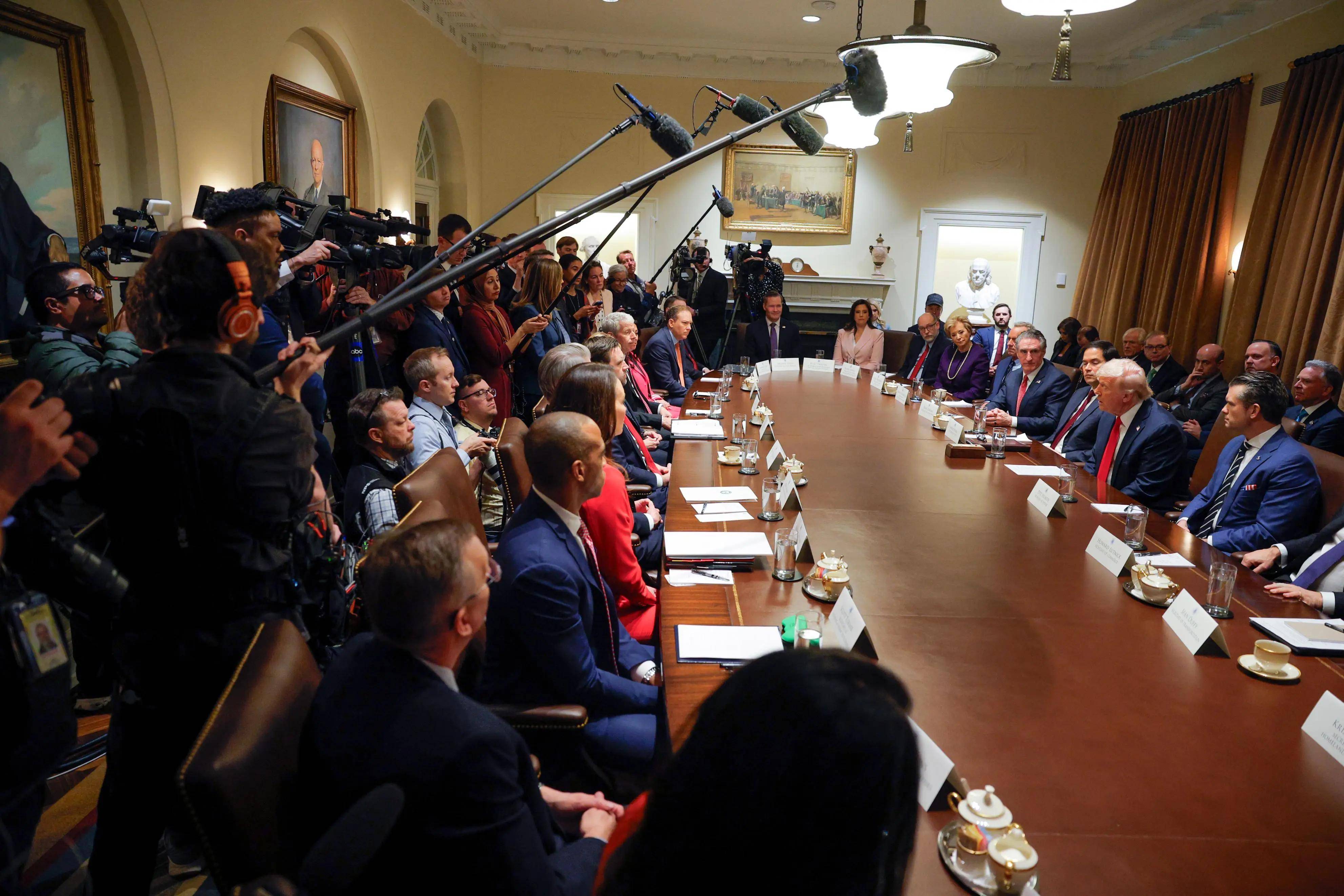 零时零分<strong></p>
<p>ADA行情</strong>，中方反制准时开始，美财长通知中国，100%关税可以撤回