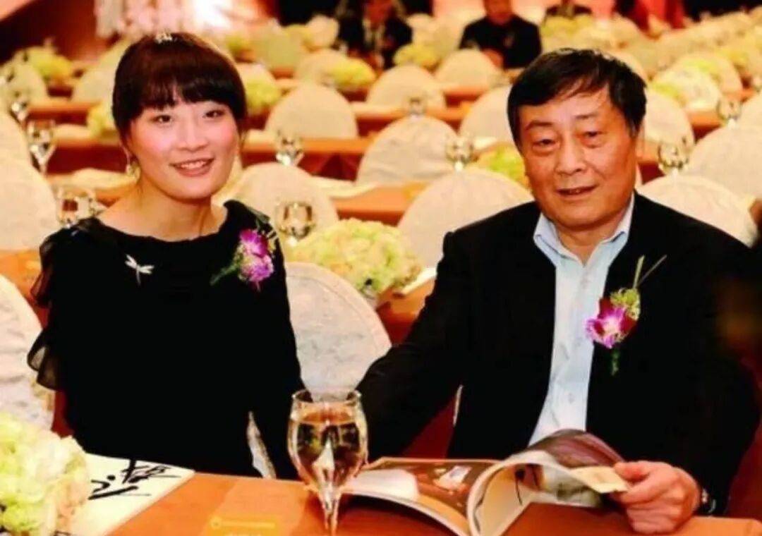 娃哈哈“内战”打到了最残酷的时候<strong></p>
<p>ADA行情</strong>,宗馥莉这次腹背受敌