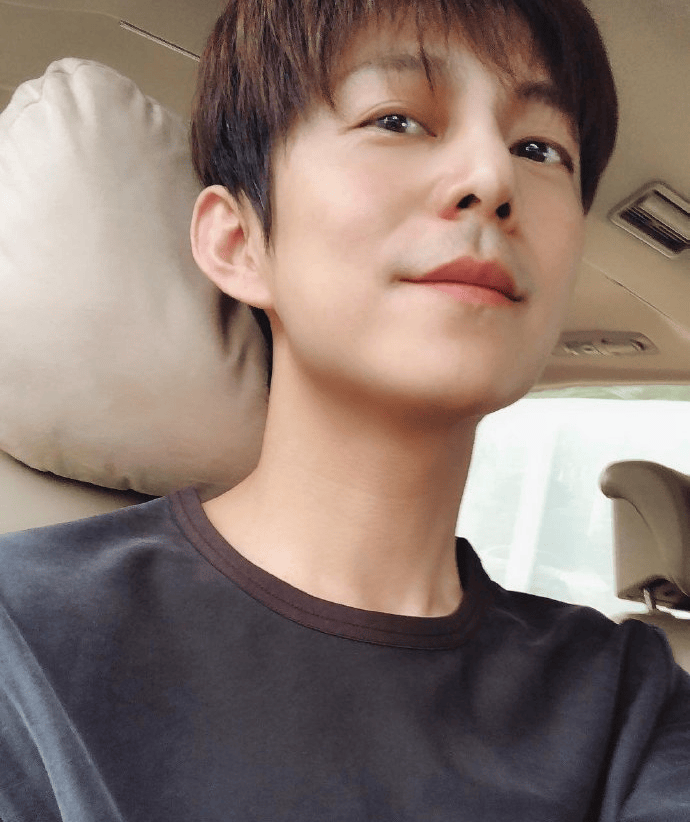 51岁何炅坦言:精力大不如前<strong></p>
<p>艾达币行情</strong>,我现在特别痛苦,又近视又老花