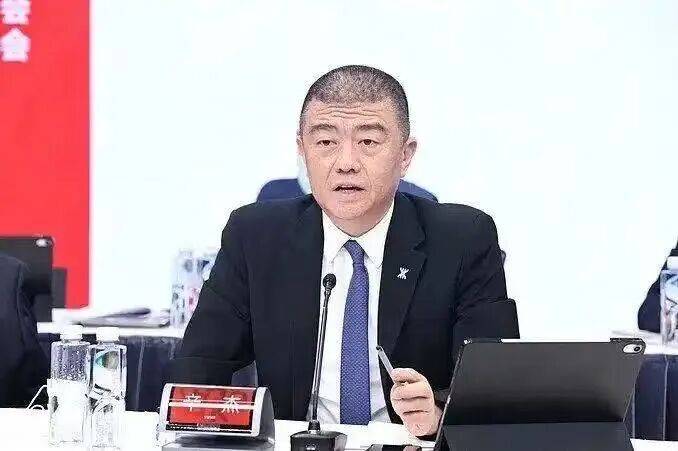 马光远:万科董事长辞职<strong></p>
<p>艾达币行情</strong>,CEO刑拘,地产的冬天没结束