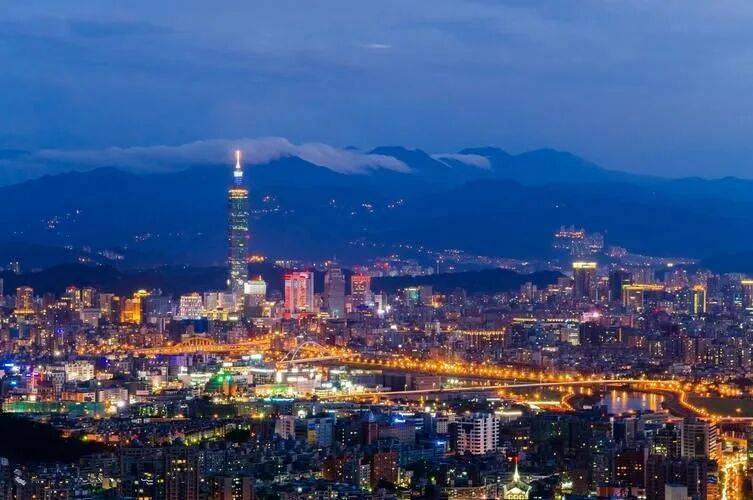 王毅抵达欧洲<strong></p>
<p>艾达币行情</strong>，华春莹陪同出席，意大利公开选边站，欧盟傻眼了！