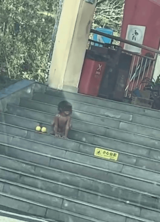 大理回应高速上有家庭带“野人小孩”:父母坚持让娃亲近自然<strong></p>
<p>BCH行情</strong>,生活暂无困难,没虐待