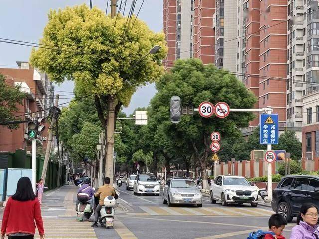 武汉多个小区接连宣布:免费对外开放<strong></p>
<p>莱特币行情</strong>!