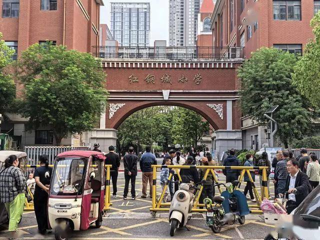 武汉多个小区接连宣布:免费对外开放<strong></p>
<p>莱特币行情</strong>!