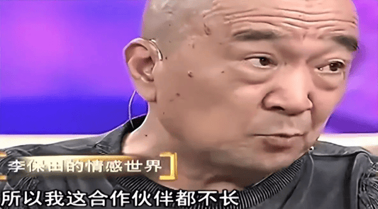 考古|曝78岁李保田近况!找人维修窗户喝10元桶装水<strong></p>
<p>莱特币行情</strong>,生活超朴素!