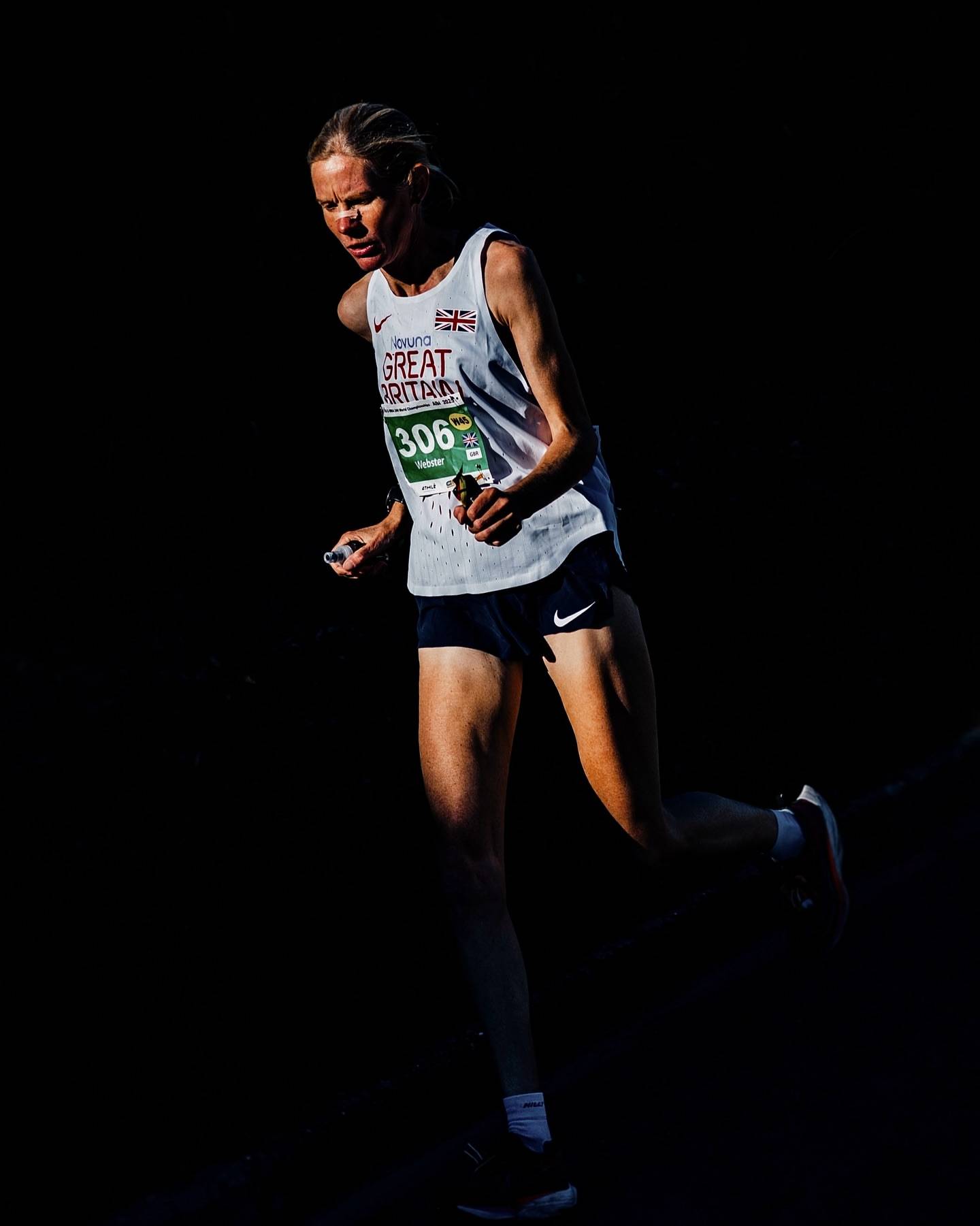 24小时狂奔278.622公里<strong></p>
<p>LTC行情</strong>! 46岁女将打破女子24小时超马世界纪录