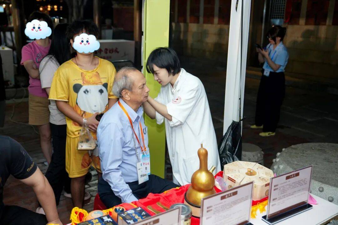 当“岐黄”遇上“市集”<strong></p>
<p>LTC行情</strong>,这场城市养生派对玩出健康新花young!