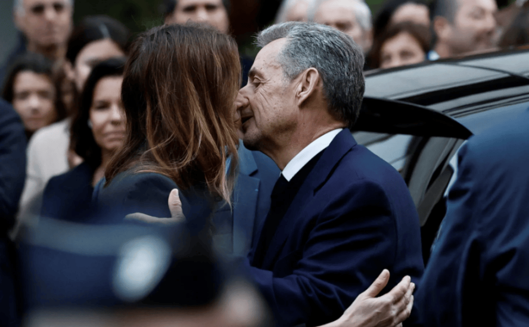 70岁法国前总统萨科齐的“坐牢style”:入狱前密会马克龙<strong></p>
<p>莱特币行情</strong>,入狱后开始写书