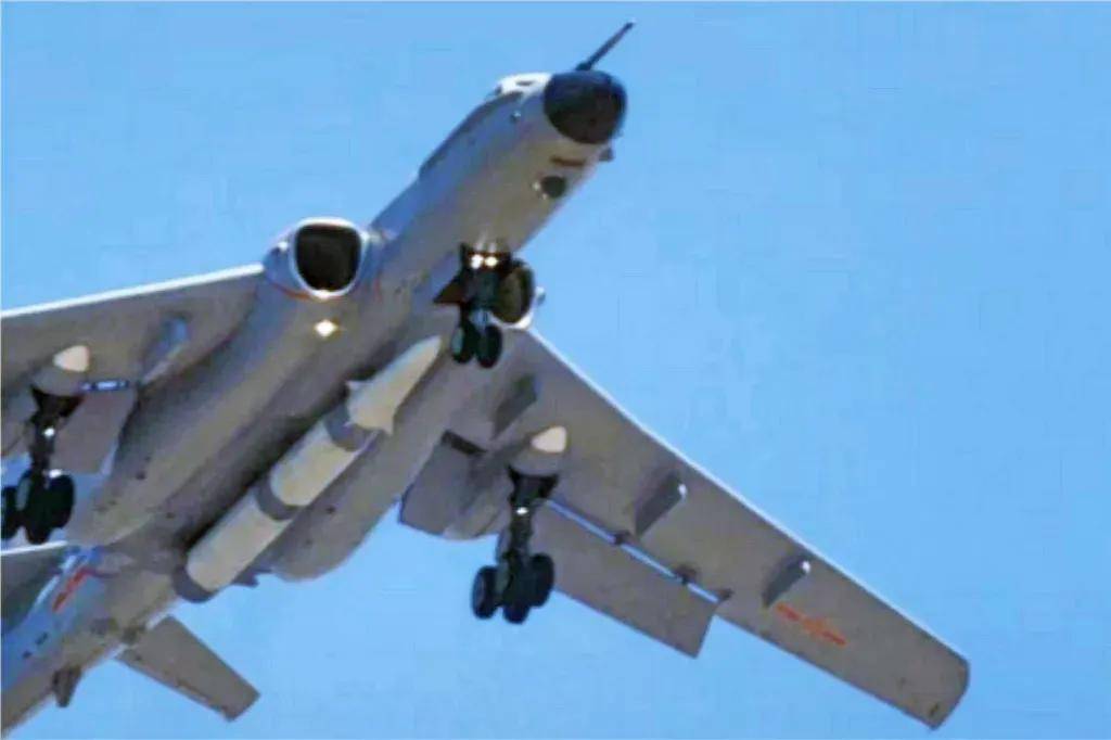 军迷热议<strong></p>
<p>莱特币行情</strong>!《舰载武器》曝光四发轰-6改进方案:航程14000公里?