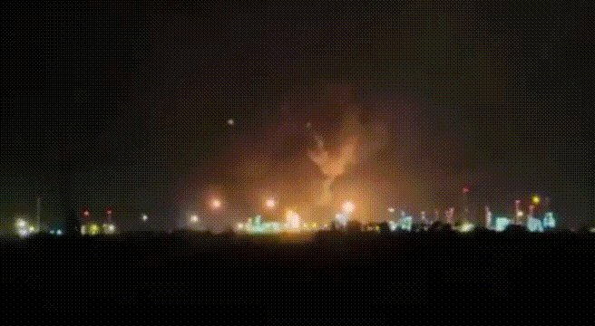 匈牙利爆炸，罗马尼亚爆炸，乌克兰史上最大导弹突袭，比俄军还狠