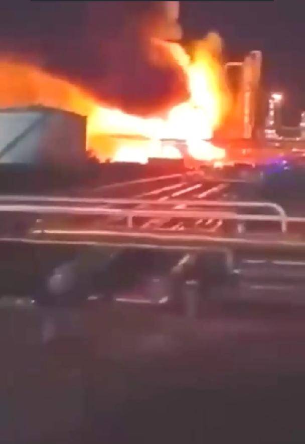 匈牙利爆炸<strong></p>
<p>BSV行情</strong>,罗马尼亚爆炸,乌克兰史上最大导弹突袭,比俄军还狠