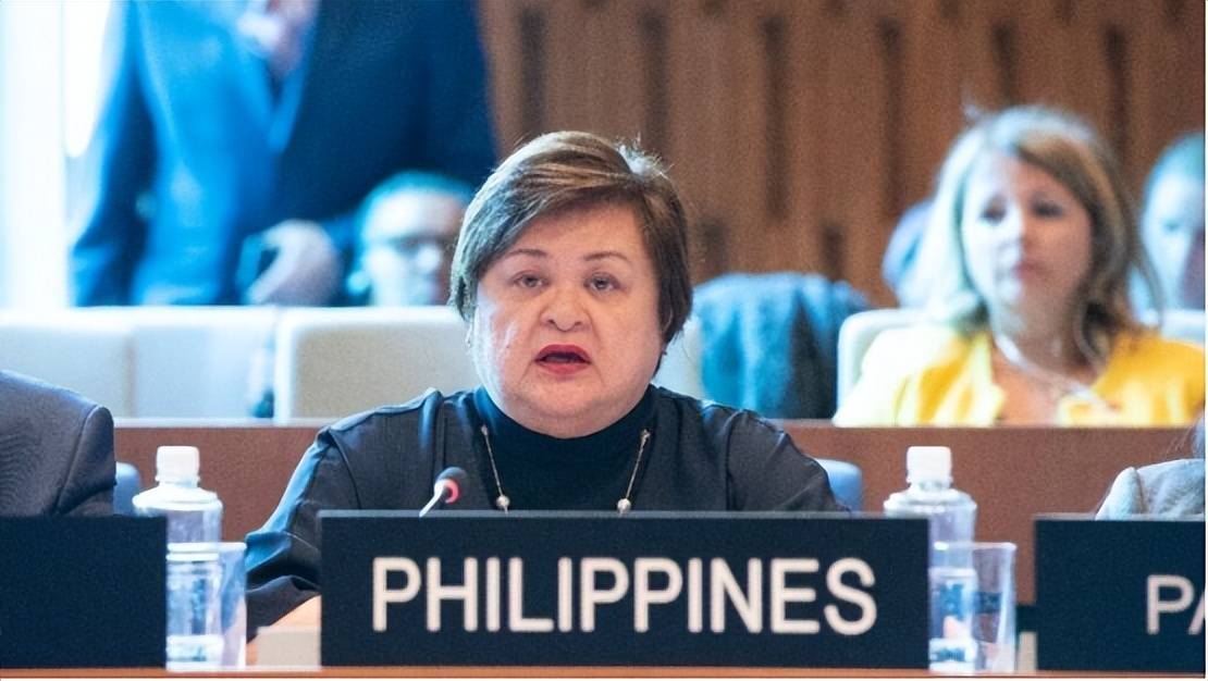 黄岩岛突现一道神秘白线<strong></p>
<p>BSV行情</strong>,菲看到卫星图像顿感不妙,中方的不寻常举动,让菲律宾绷不住