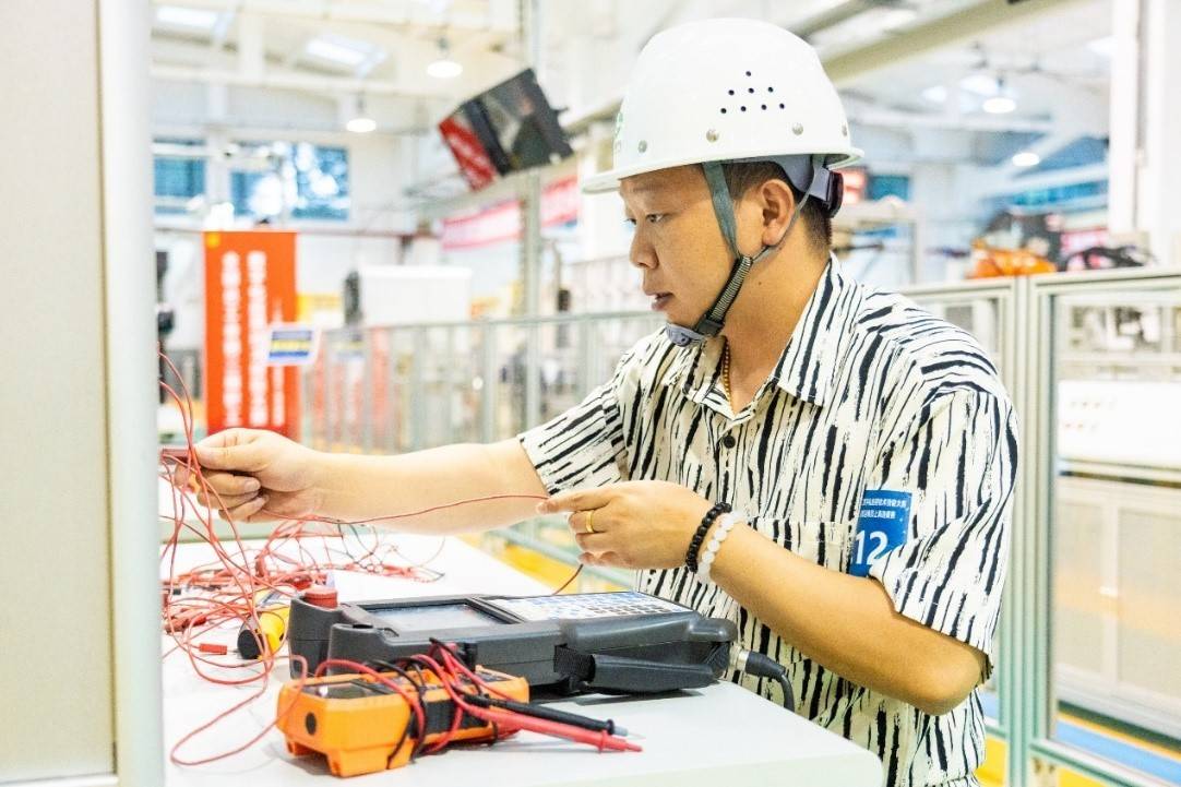 上海机器人系统运维选手集训有序推进<strong></p>
<p>区块链挖矿行情</strong>，“破阵”指日可待