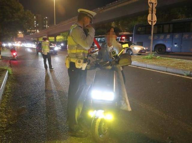 北京“电子眼”开始抓拍电动自行车违法<strong></p>
<p>IPFS行情</strong>,试点审核录入电动自行车违法行为3.8万起