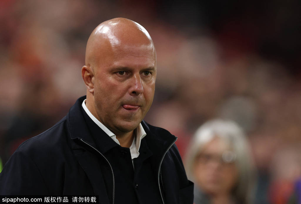 遭赛季三杀<strong></p>
<p>火币价格</strong>！联赛杯-萨尔双响 利物浦轮换阵容0-3水晶宫出局