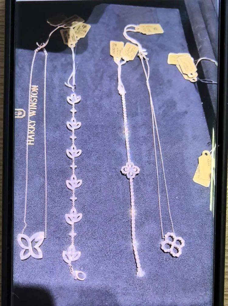 事发上海!女子崩溃“他昨晚还在我家吃饭”<strong></p>
<p>火币价格</strong>,聊天记录曝光诈骗细节