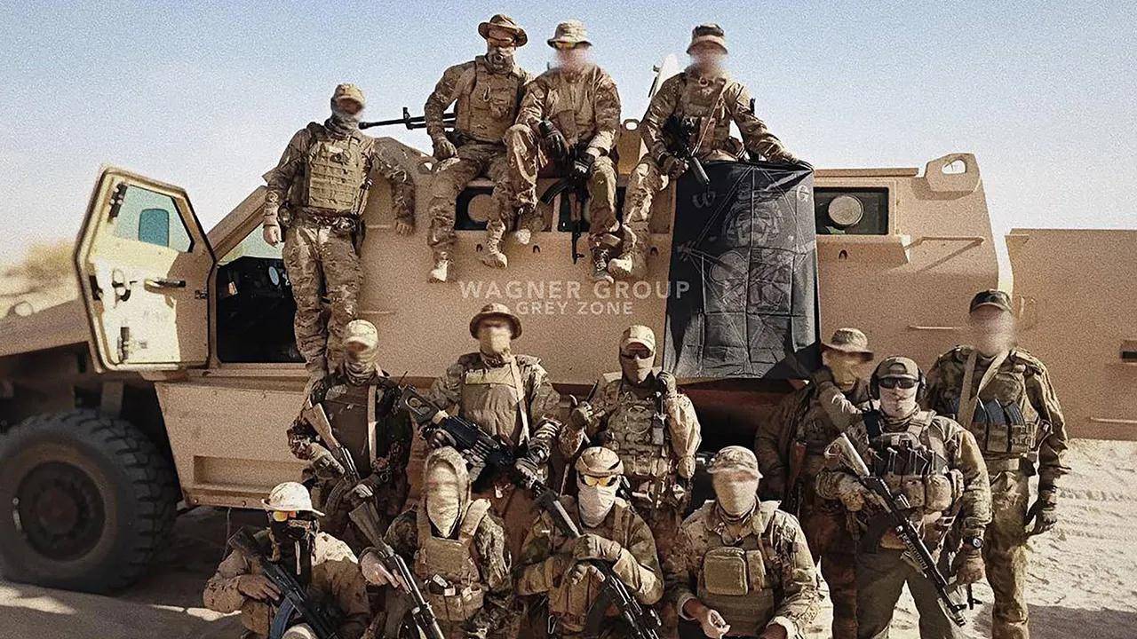 俄大运日夜运兵<strong></p>
<p>币安价格</strong>,瓦格纳或出兵委内瑞拉,普京将挫败美国变天计划