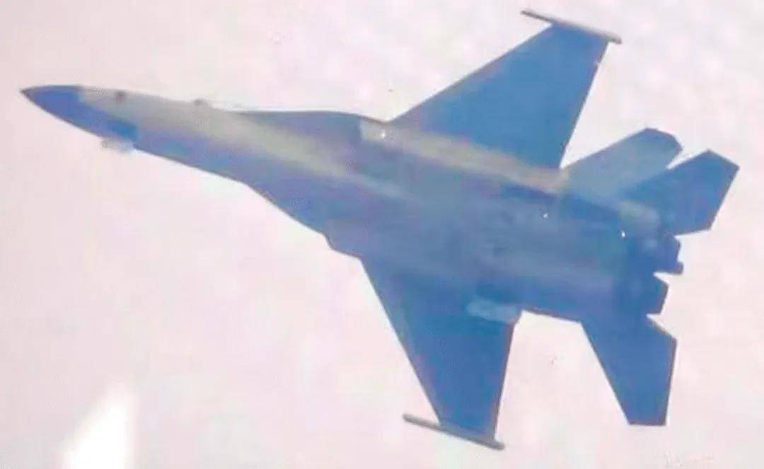 歼-35青春版<strong></p>
<p>BITOP价格</strong>?076专用舰载机?新机“超级小黄蜂”究竟是干嘛的?