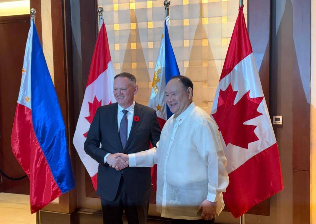 美军再度遭遇耻辱时刻:中国海军6艘战舰包围<strong></p>
<p>BTC价格</strong>,815舰插入南海演习