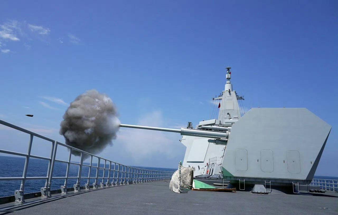 美军再度遭遇耻辱时刻:中国海军6艘战舰包围<strong></p>
<p>BTC价格</strong>,815舰插入南海演习