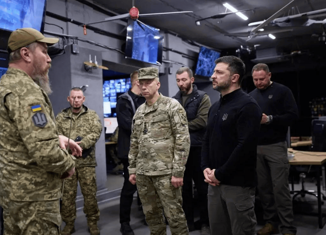 泽连斯基谎言碎了一地<strong></p>
<p>BTC价格</strong>，乌军认清事实承认红军城败了，血战到底只为美国？