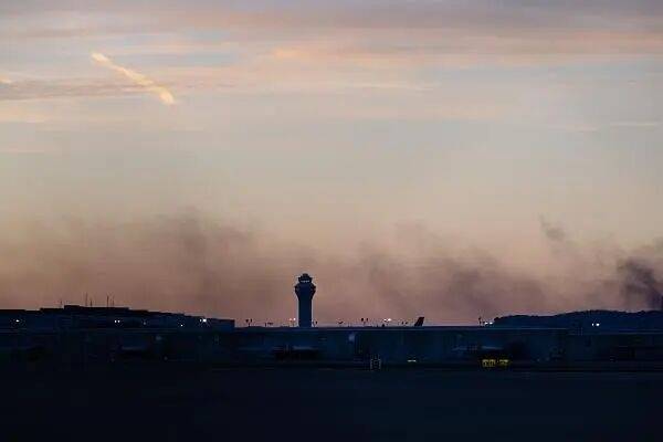 美国货机坠毁事故死亡人数升至11人，其中包括1名儿童，两个“黑匣子”已成功回收