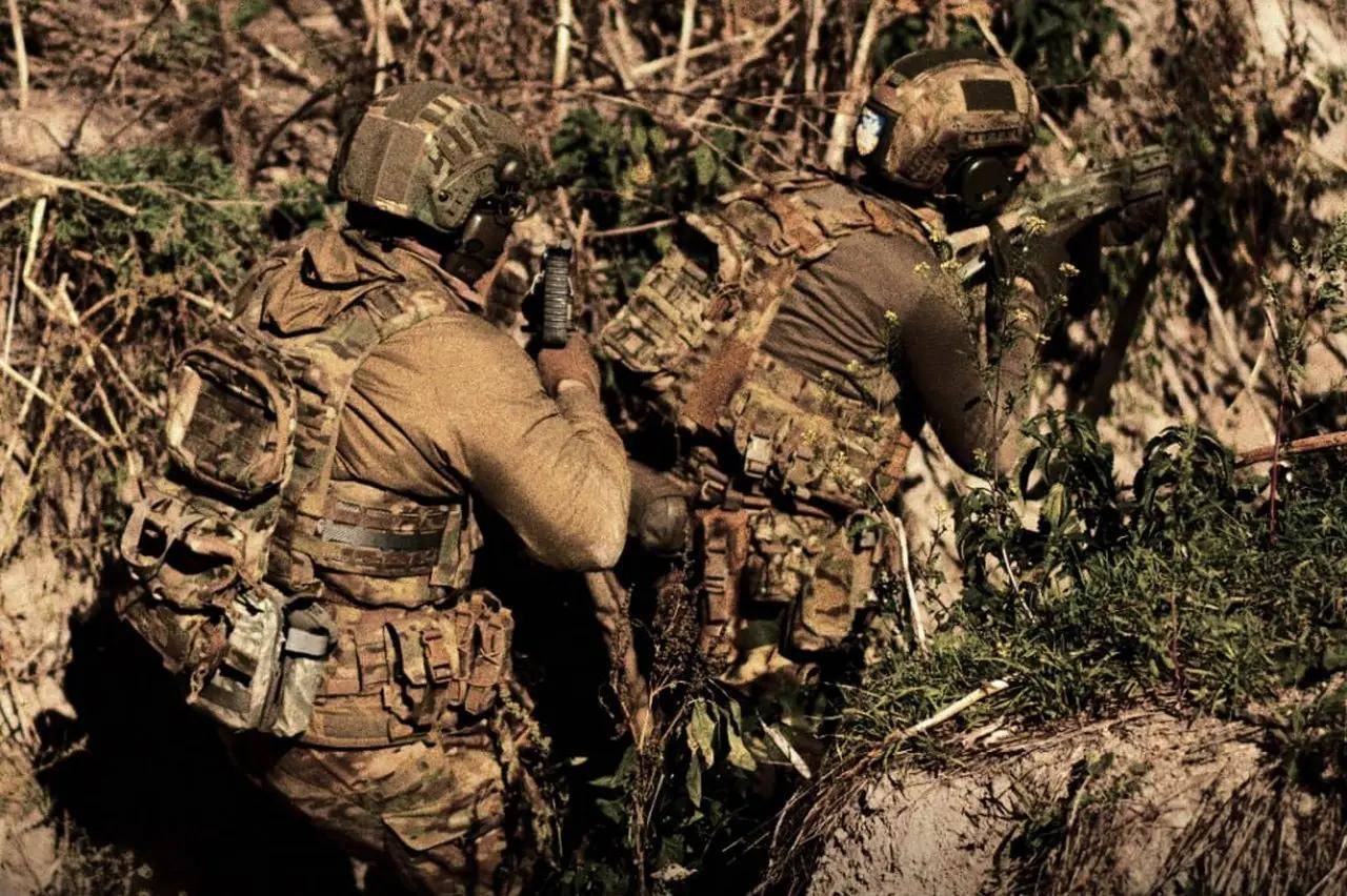 瞒不住了<strong></p>
<p>比特币价格</strong>，红军城9000乌军被围，乌前防长：再不投降就是全线溃败