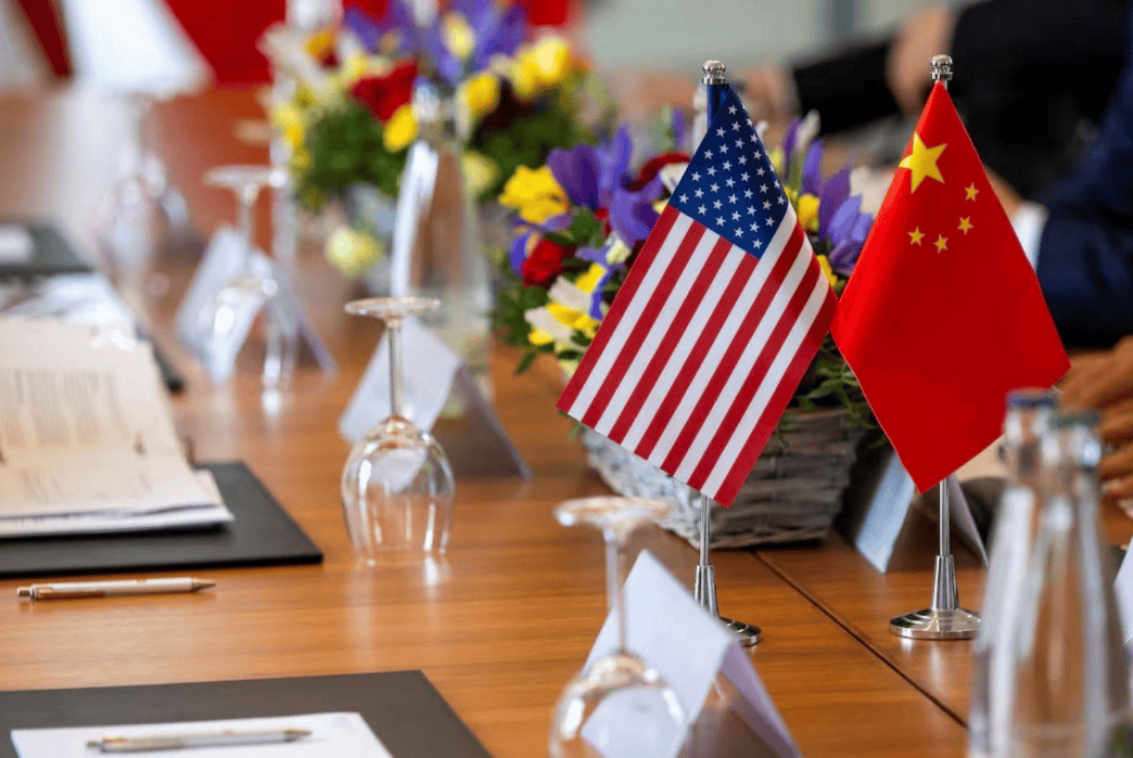 美方代表团来到北京<strong></p>
<p>比特币价格</strong>，跟李成钢部长直接对上线，说起话来客客气气的