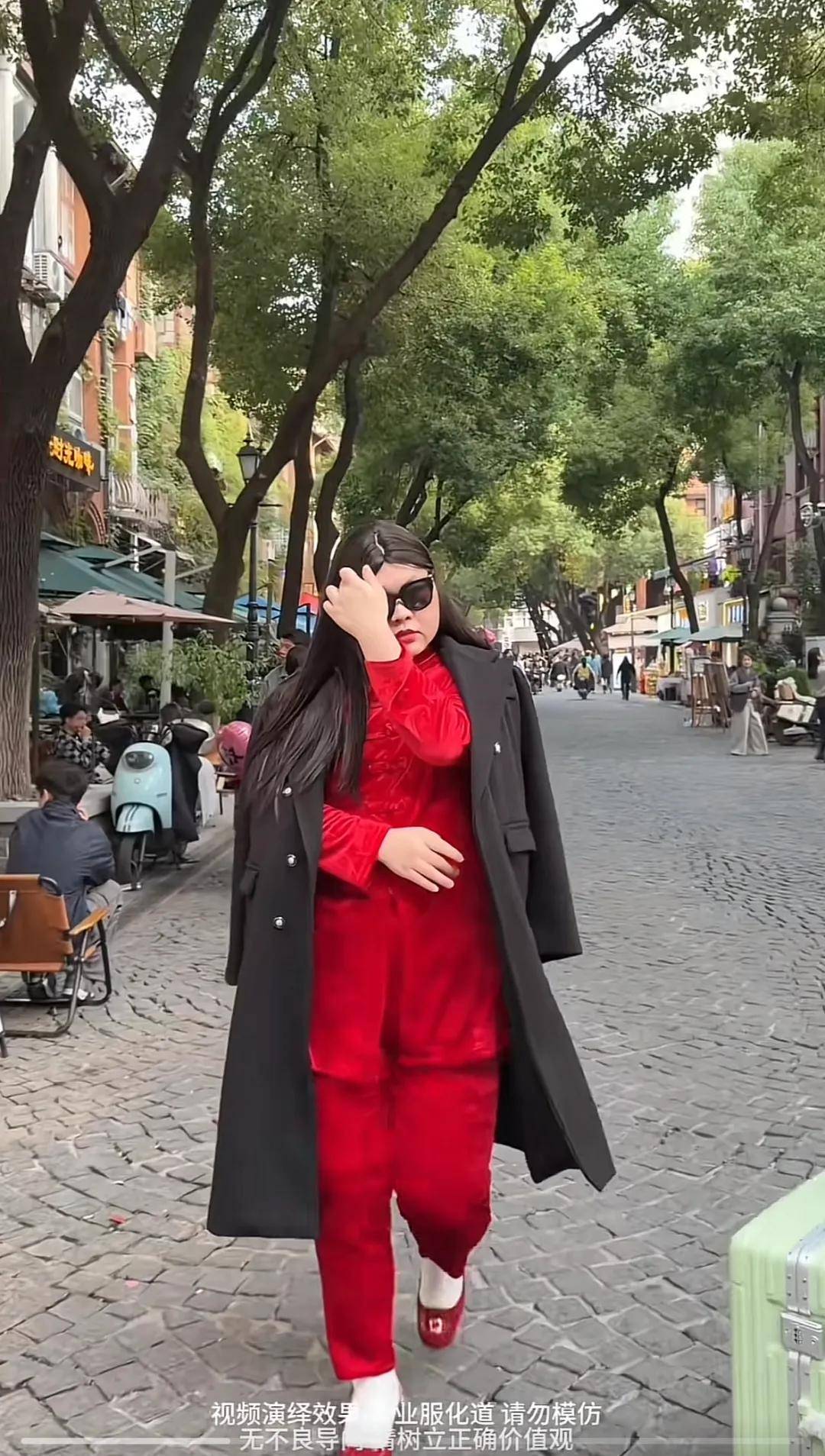 李湘气得翻出了瘦瘦的照片……她年轻时确实是仙女啊<strong></p>
<p>比特币价格</strong>！