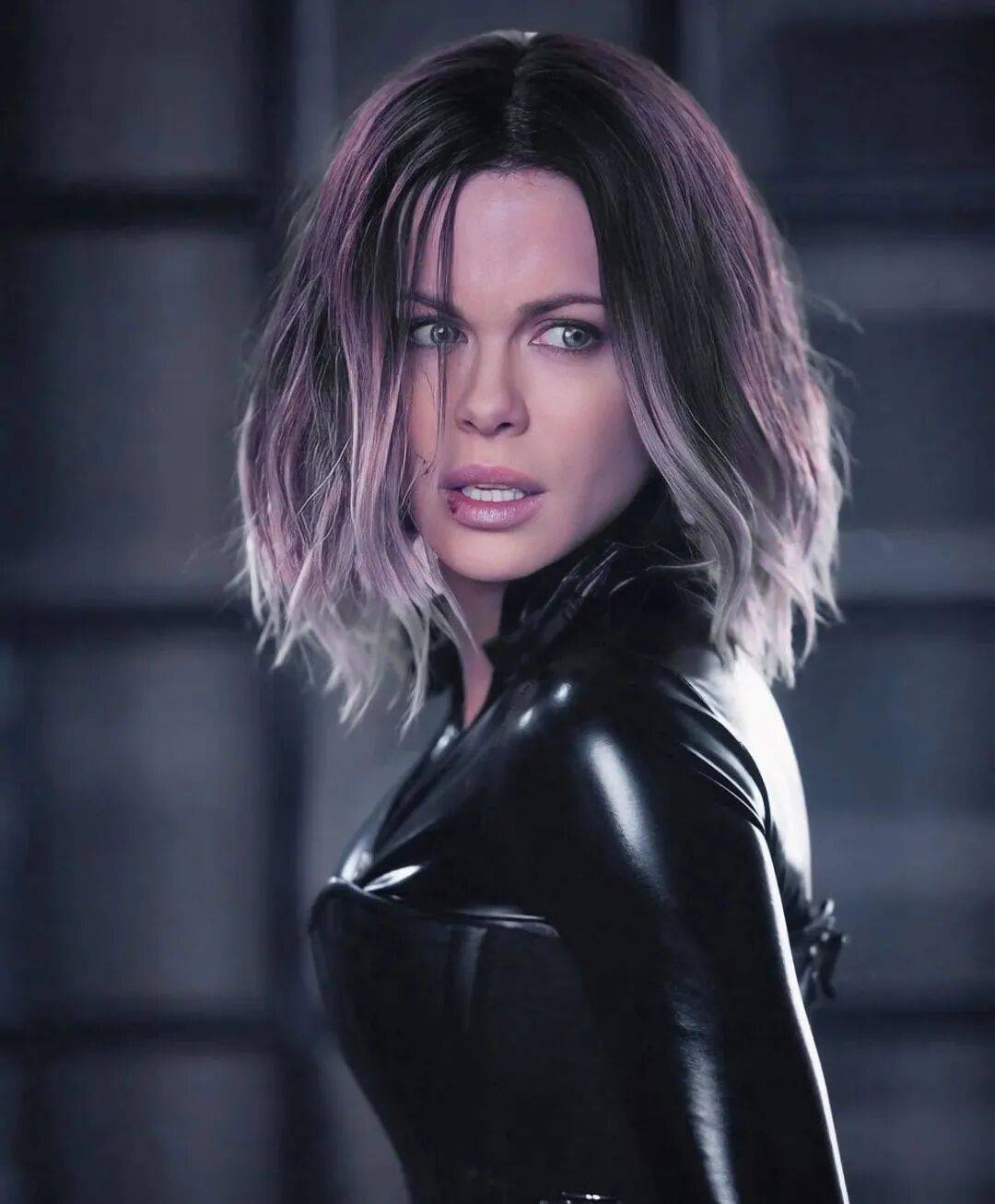 最美吸血鬼如今瘦成骷髅<strong></p>
<p>ETH价格</strong>?《珍珠港》女主究竟怎么了?