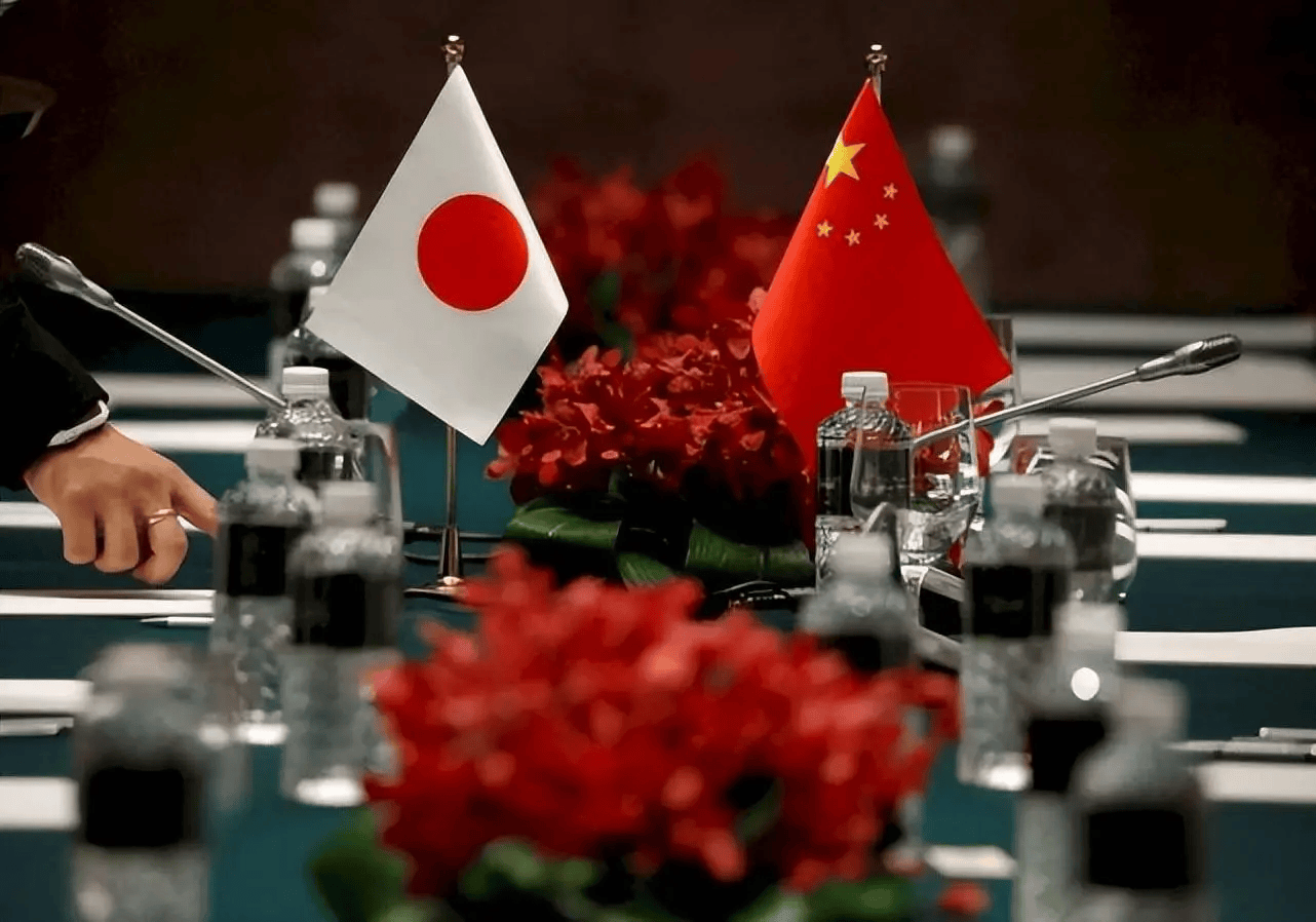 全面反华?高市早苗连开2枪<strong></p>
<p>以太坊价格</strong>,为出兵台海铺路,解放军舰机已出动