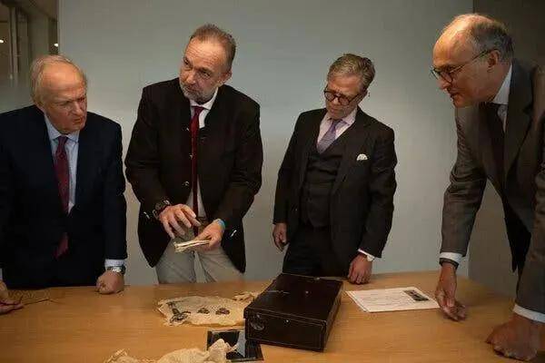 失踪百年的欧洲王室诅咒之钻重现<strong></p>
<p>以太坊价格</strong>,背后藏着一位忠贞皇后的惊人布局