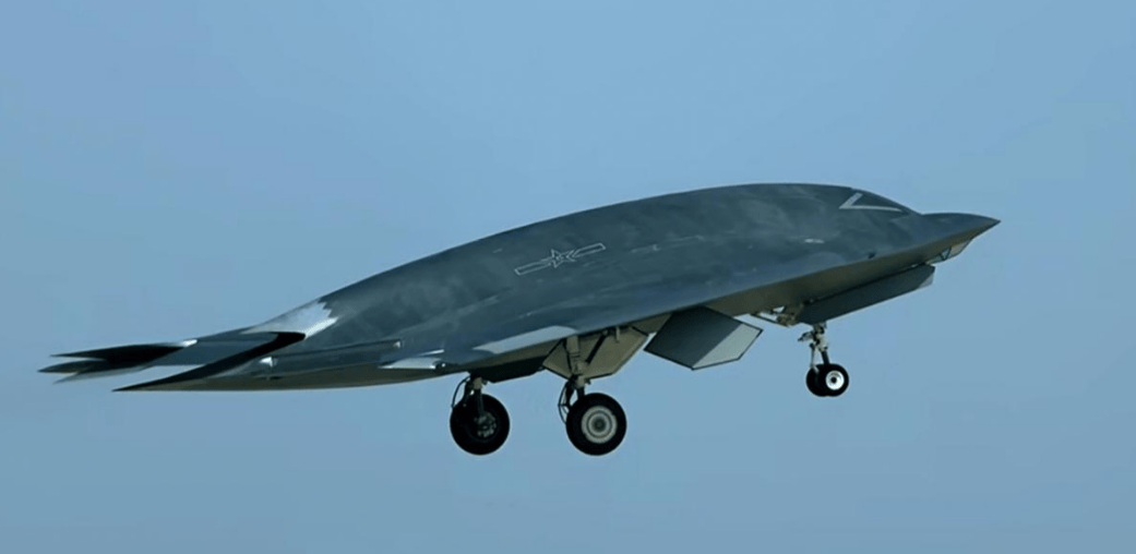 福建舰上班后<strong></p>
<p>USDT价格</strong>,中国空军也不藏了!轰隆一声巨响,歼20旁多了架新战机