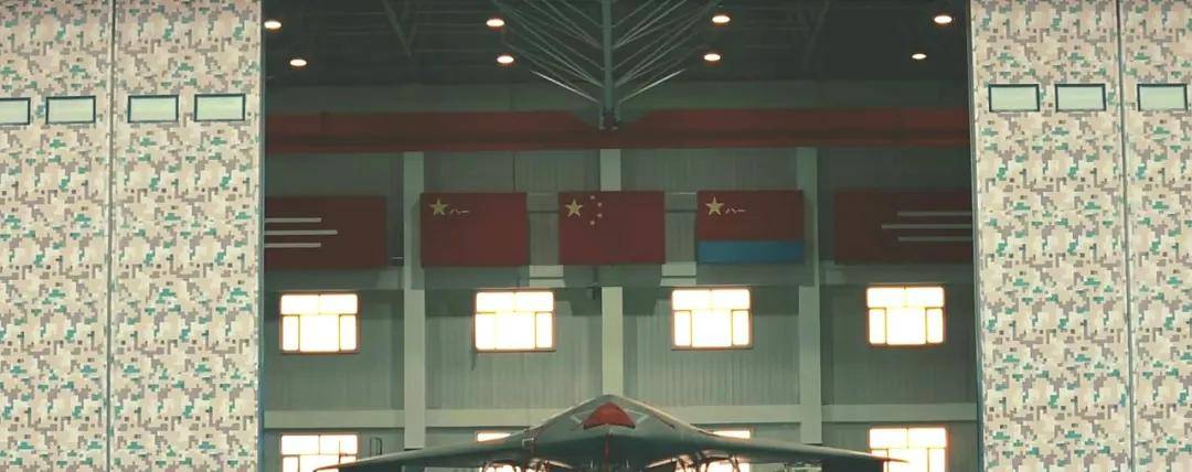 代号“玄龙”!攻击-11官宣服役<strong></p>
<p>泰达币价格</strong>,与歼-20、歼-16编队飞行