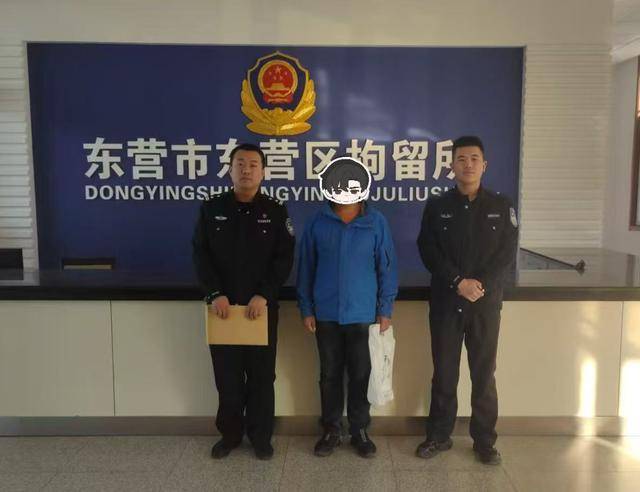 不拔钥匙的代价!男子1分钟“顺”走医院电动车<strong></p>
<p>泰达币价格</strong>,广饶警方:拘留8日!