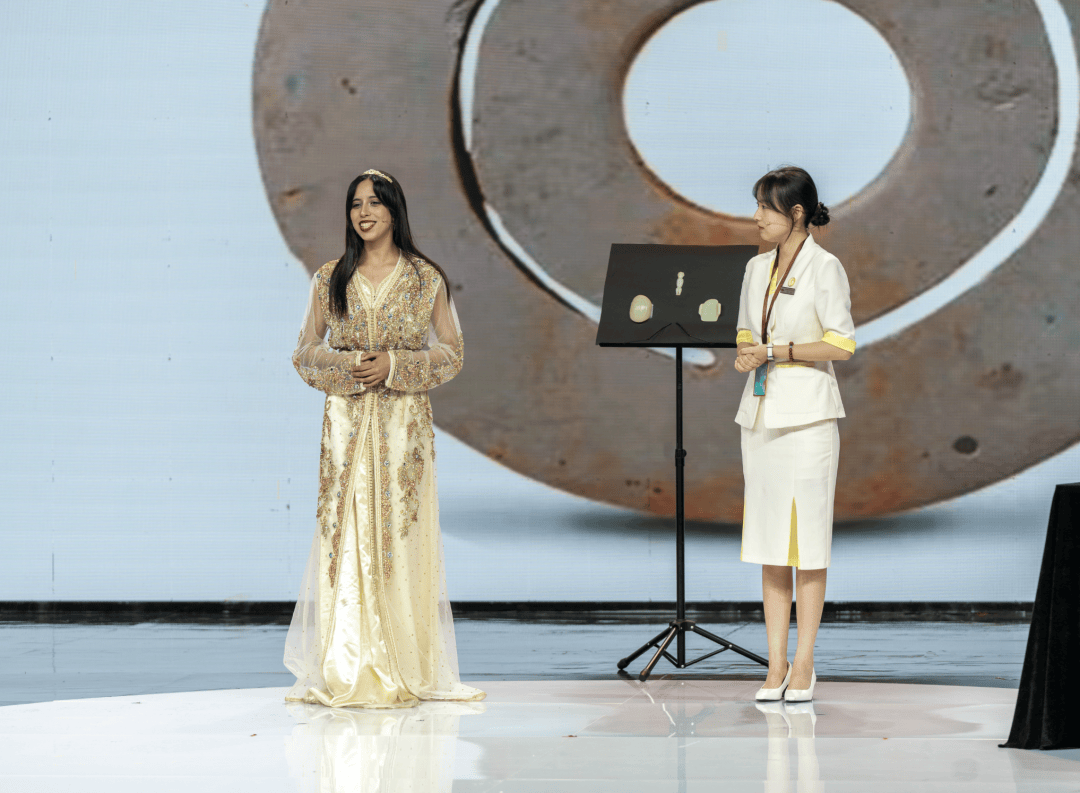 恭喜<strong></p>
<p>泰达币价格</strong>!安徽工业大学摩洛哥籍留学生在“外国人讲安徽故事大赛”中获奖 | 皖美秋日