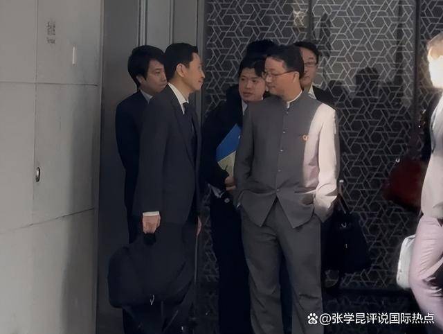 中方双手插兜<strong></p>
<p>瑞波币价格</strong>，日官员连连点头，一言不发离开外交部，这回摊大事