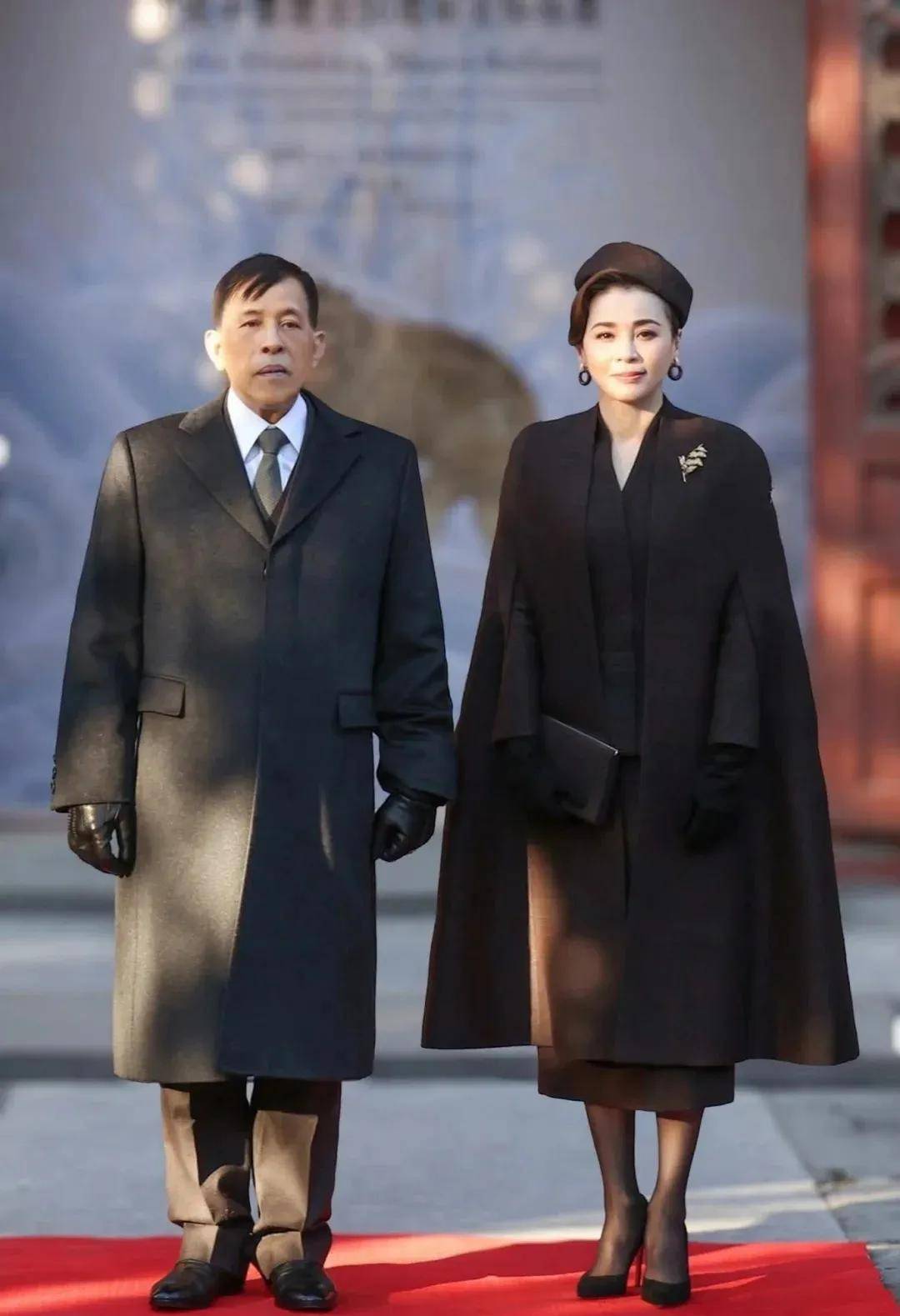 泰国王后访华“穿搭九宫格”出圈<strong></p>
<p>瑞波币价格</strong>,隆重珠宝展现用心诚意