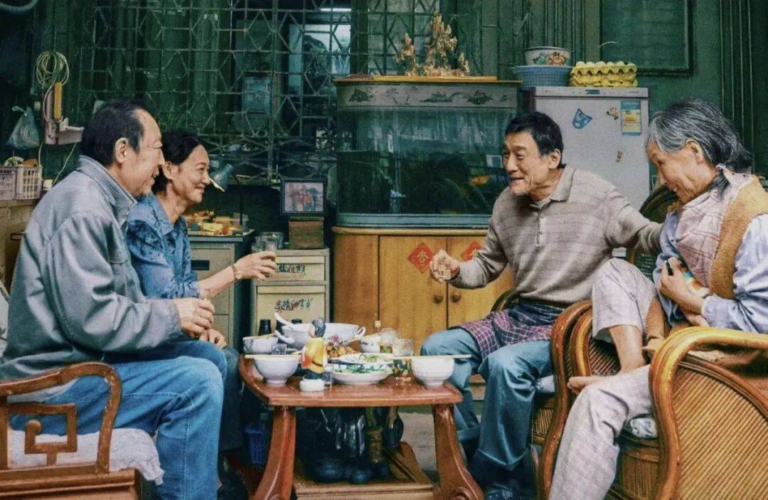 第一批丁克老后<strong></p>
<p>DOT价格</strong>,“伴侣能陪一程,但最后都要靠自己”