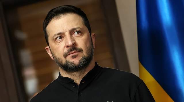 “民族英雄”泽连斯基的背后，站着一大批中国人