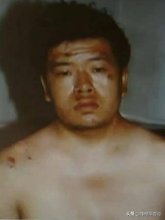 无间道?山西警察中队长抢运钞车<strong></p>
<p>波卡币价格</strong>,被同事百发子弹乱枪击毙