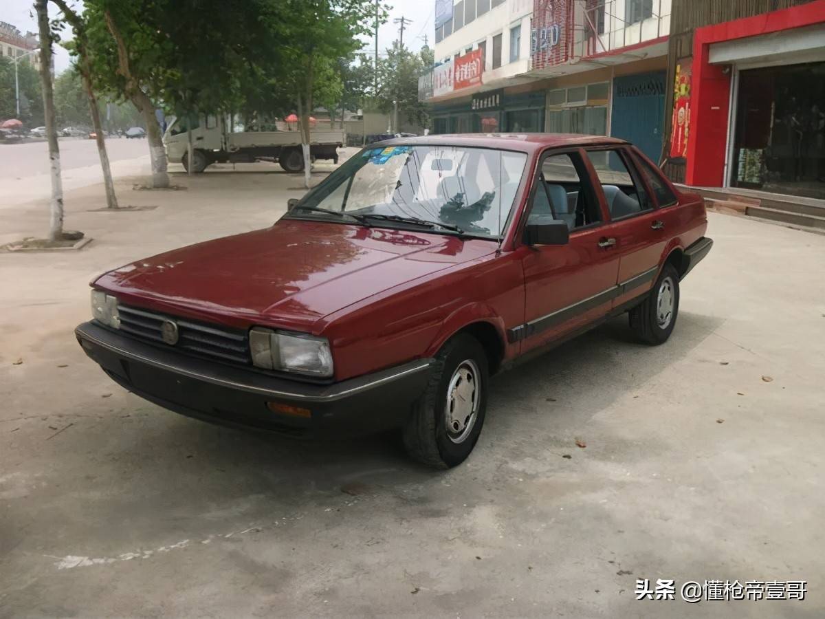 无间道?山西警察中队长抢运钞车<strong></p>
<p>波卡币价格</strong>,被同事百发子弹乱枪击毙